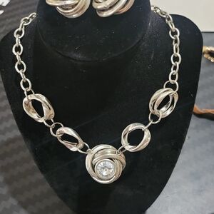 Elegant Silver Necklace and Earring Set